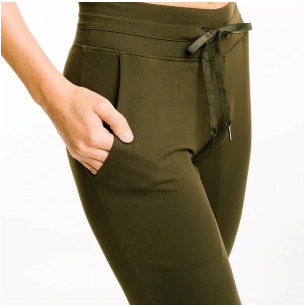 Zyia olive ascend joggers XXL